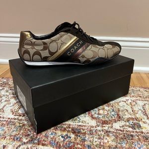 Casual wear sneakers , size 8 perfectly fit for women’s size 8,5